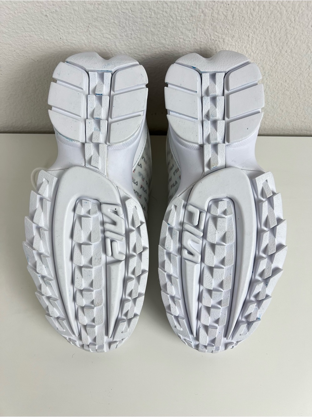 FILA Disruptor II Clear Logos White Sneakers Women’s Size 9.5 Y2K Athleisure - Picture 6 of 7